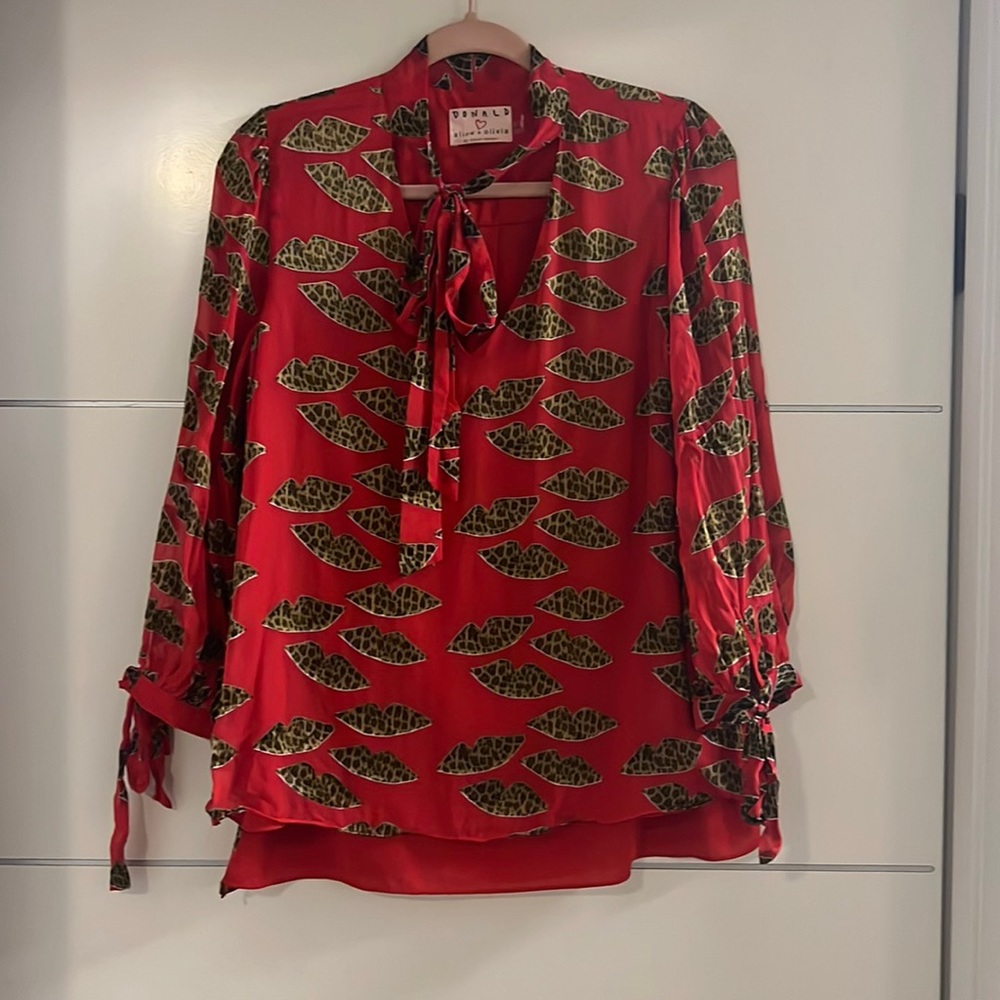 Alicia + Olivia DONALD Cheetah Kiss Blouse